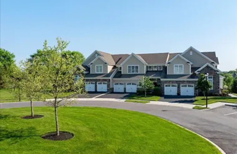 10 GREYLYNNE CT, HOLMDEL, NJ, 07733, Holmdel, NJ 07733