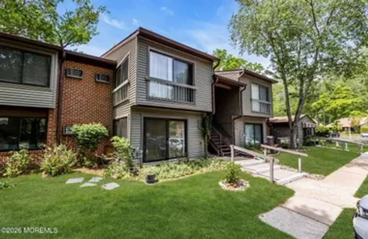 9 MEDFORD CT, RED BANK, NJ, 07701, Red Bank, NJ 07701