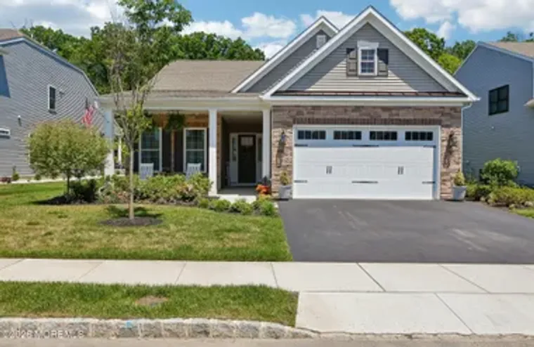 62 SANCTUARY LN, FARMINGDALE, NJ, 07727, Farmingdale, NJ 07727