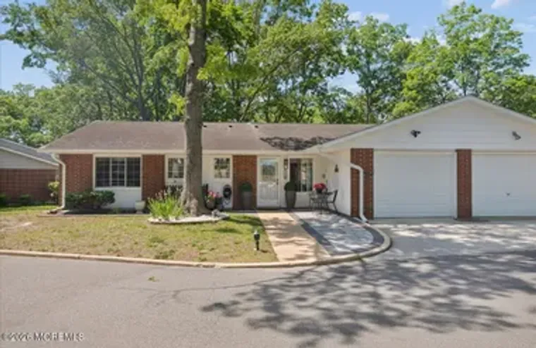 584B LAKE POINT DR, LAKEWOOD, NJ, 08701, Lakewood, NJ 08701
