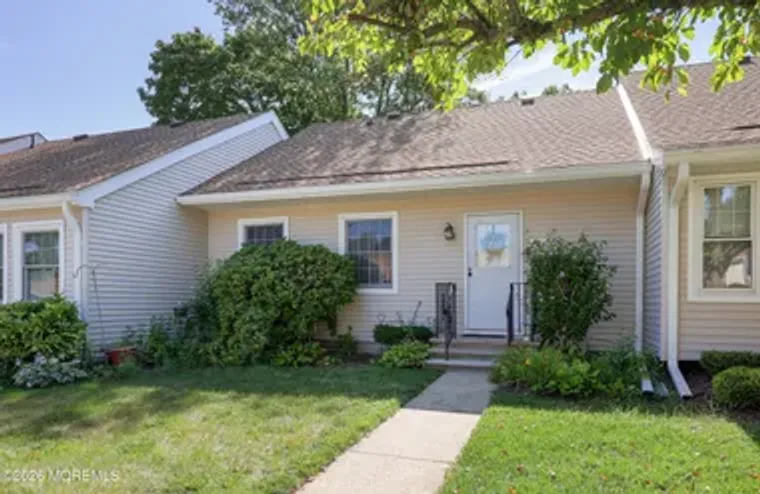 136 RIGI STRASSE C, FREEHOLD, NJ, 07728, Freehold, NJ 07728