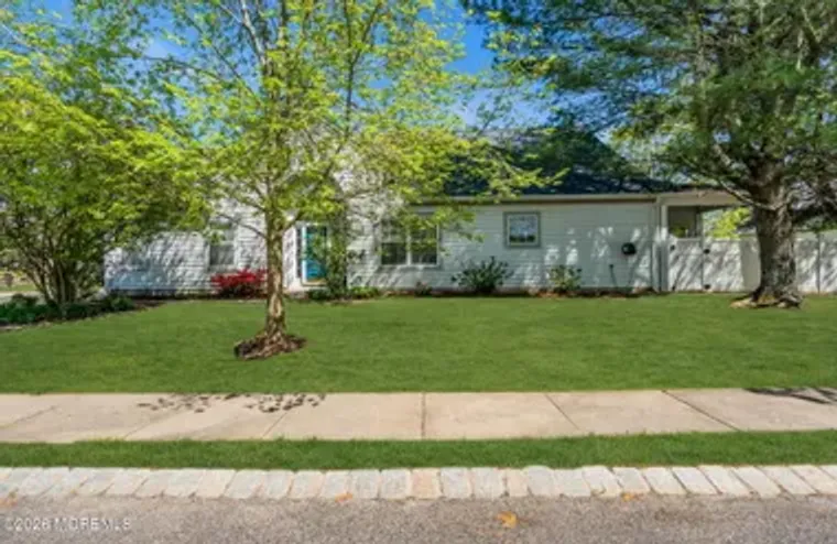 2 BEDFORD CT, MANCHESTER, NJ, 08759, Manchester, NJ 08759