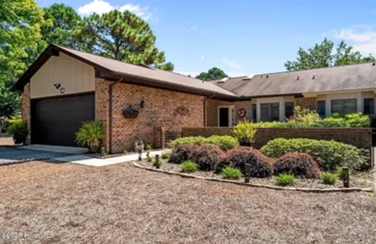 705 BURLWOOD DR, SOUTHERN PINES, NC, 283..., Southern Pines, NC 28387