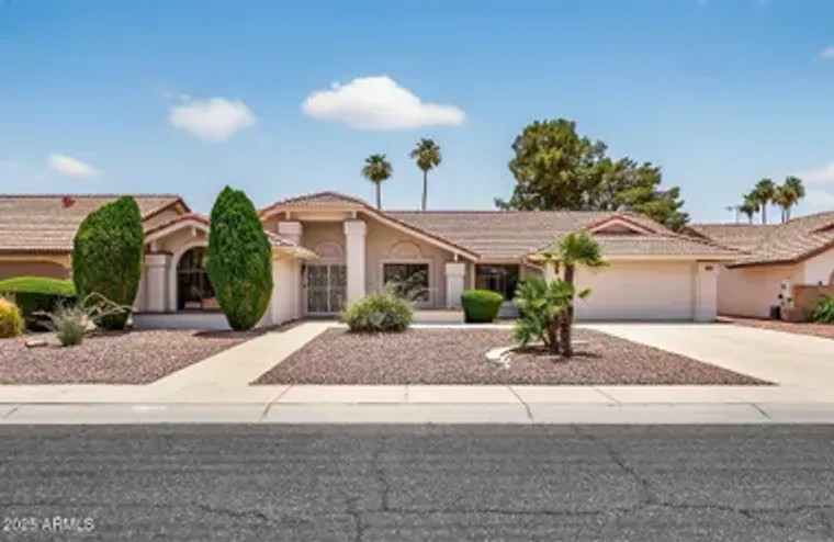 13711 W GABLE HILL DR, SUN CITY WEST, AZ..., Sun City West, AZ 85375
