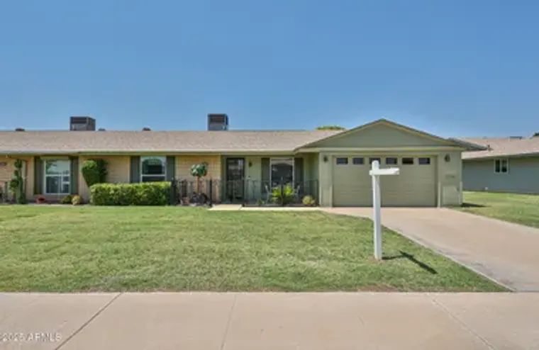 10207 W PRAIRIE HILLS CIR, SUN CITY, AZ,..., Sun City, AZ 85351