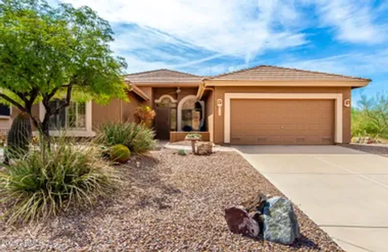 5217 S CRESTED SAGUARO LN, GOLD CANYON, ..., Gold Canyon, AZ 85118