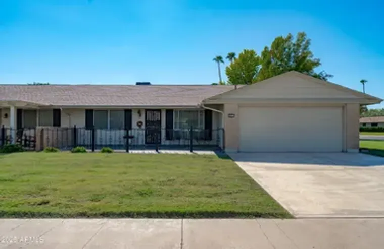 10219 W PRAIRIE HILLS CIR, SUN CITY, AZ,..., Sun City, AZ 85351