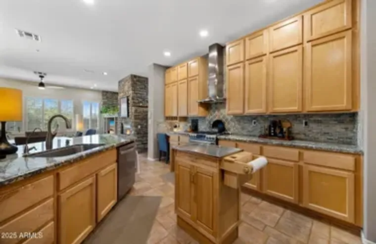 41646 N EMERALD LAKE DR, ANTHEM, AZ, 850..., Anthem, AZ 85086