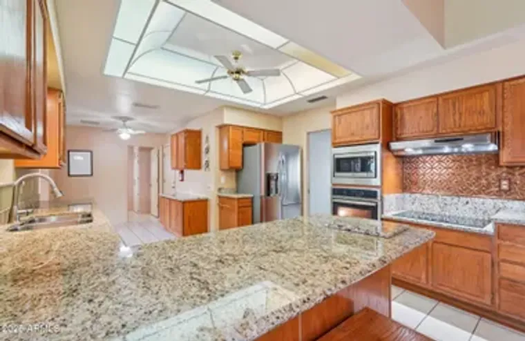 12739 W CRYSTAL LAKE DR, SUN CITY WEST, ..., Sun City West, AZ 85375