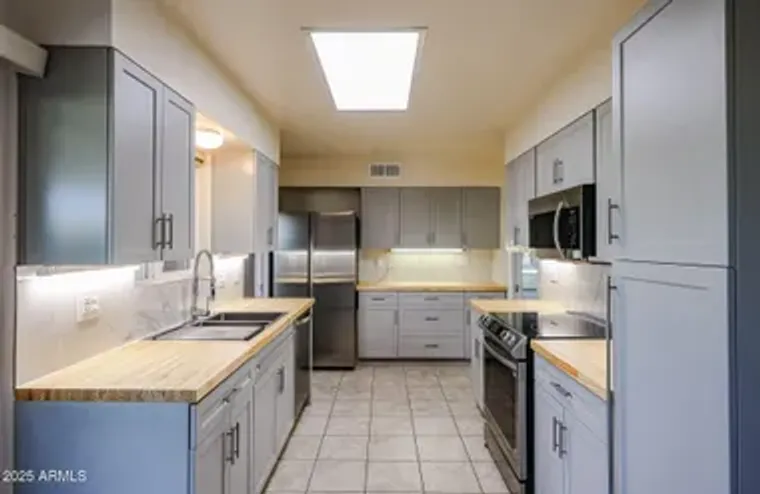 10410 W SARATOGA CIR, SUN CITY, AZ, 8535..., Sun City, AZ 85351