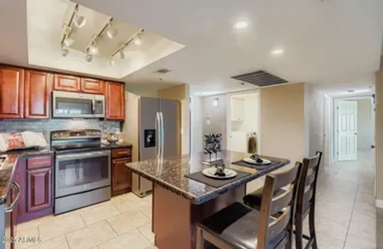 7970 E CAMELBACK RD UNIT 604, SCOTTSDALE..., Scottsdale, AZ 85251