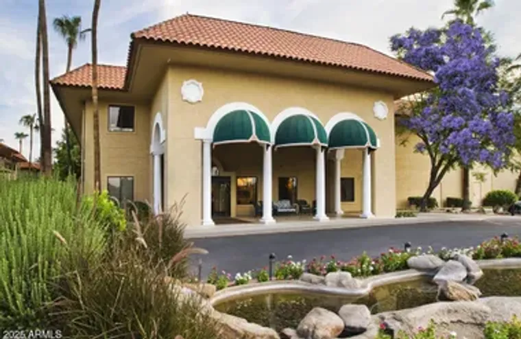 10330 W THUNDERBIRD BLVD A207, SUN CITY,..., Sun City, AZ 85351