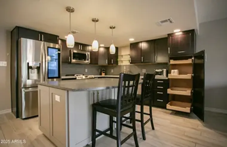 7920 E CAMELBACK RD UNIT 203, SCOTTSDALE..., Scottsdale, AZ 85251