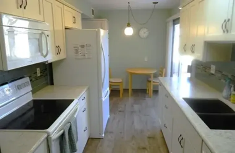 13411 W DESERT GLEN DR, SUN CITY WEST, A..., Sun City West, AZ 85375