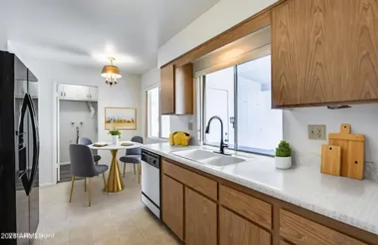 10863 W THUNDERBIRD BLVD, SUN CITY, AZ, ..., Sun City, AZ 85351