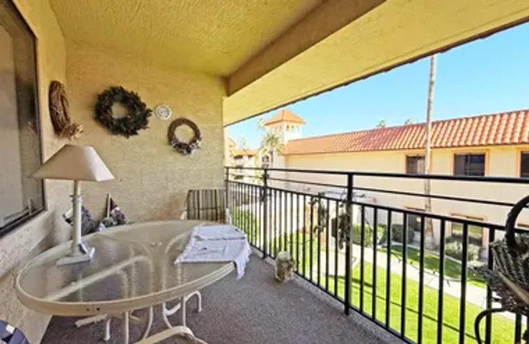 10330 W THUNDERBIRD BLVD A303, SUN CITY,..., Sun City, AZ 85351