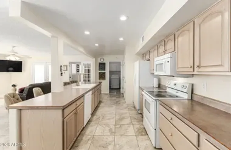 11801 N COGGINS DR, SUN CITY, AZ, 85351, Sun City, AZ 85351