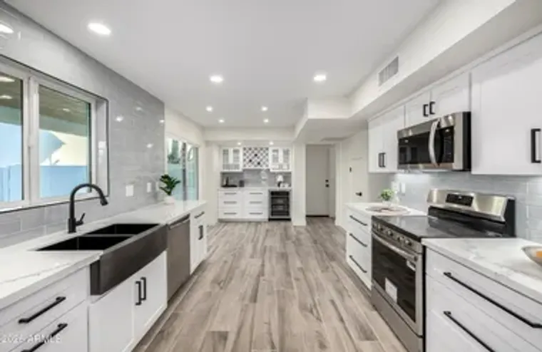 6 E PIPING ROCK RD, PHOENIX, AZ, 85022, Phoenix, AZ 85022