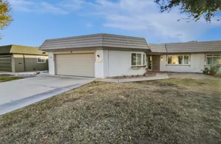 10401 W HUTTON DR, SUN CITY, AZ, 85351, Sun City, AZ 85351