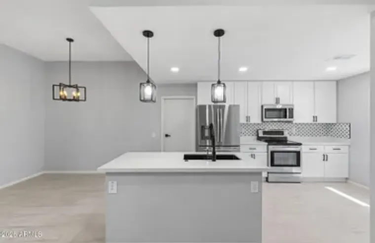 16817 N MEADOW PARK DR, SUN CITY, AZ, 85..., Sun City, AZ 85351