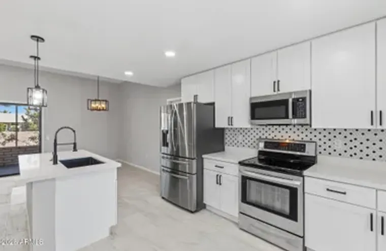 16817 N MEADOW PARK DR, SUN CITY, AZ, 85..., Sun City, AZ 85351