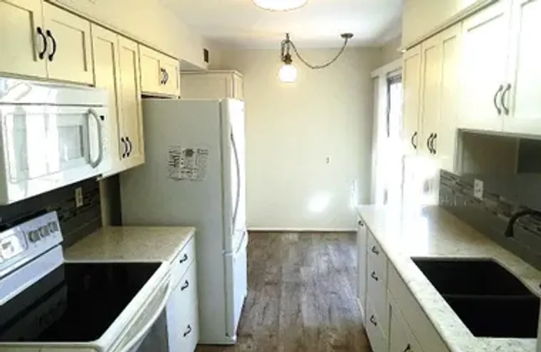 13411 W DESERT GLEN DR, SUN CITY WEST, A..., Sun City West, AZ 85375