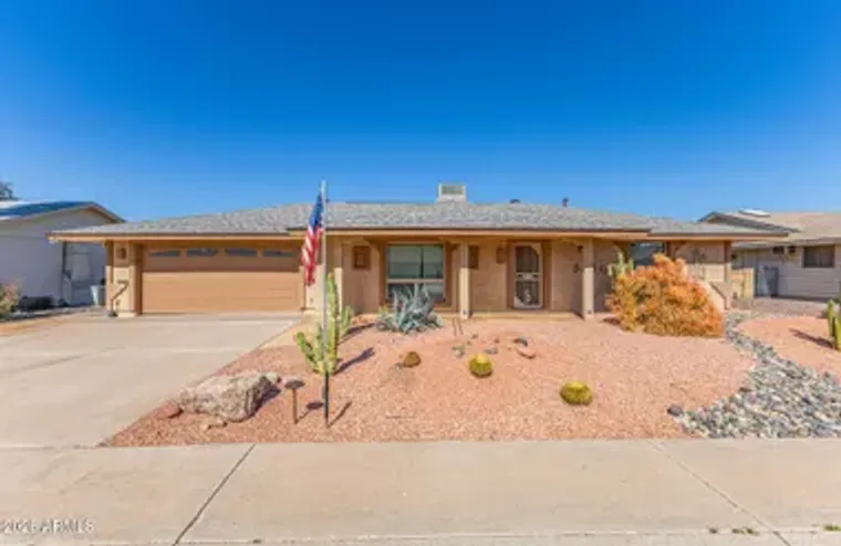 10940 W WHITE MOUNTAIN RD, SUN CITY, AZ,..., Sun City, AZ 85351