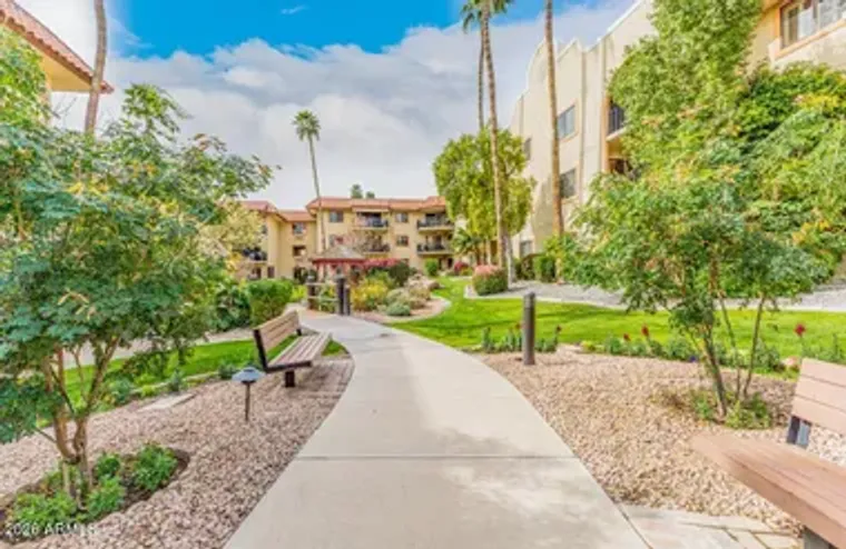 10330 W THUNDERBIRD BLVD APT A102, SUN C..., Sun City, AZ 85351