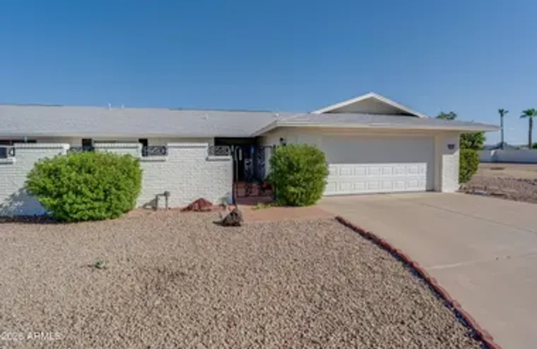 18036 N DESERT GLEN DR, SUN CITY WEST, A..., Sun City West, AZ 85375