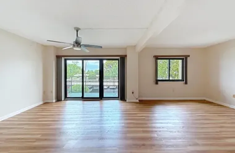 10330 W THUNDERBIRD BLVD C222, SUN CITY,..., Sun City, AZ 85351