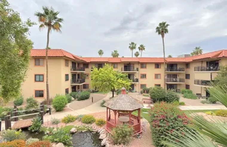 10330 W THUNDERBIRD BLVD B203, SUN CITY,..., Sun City, AZ 85351