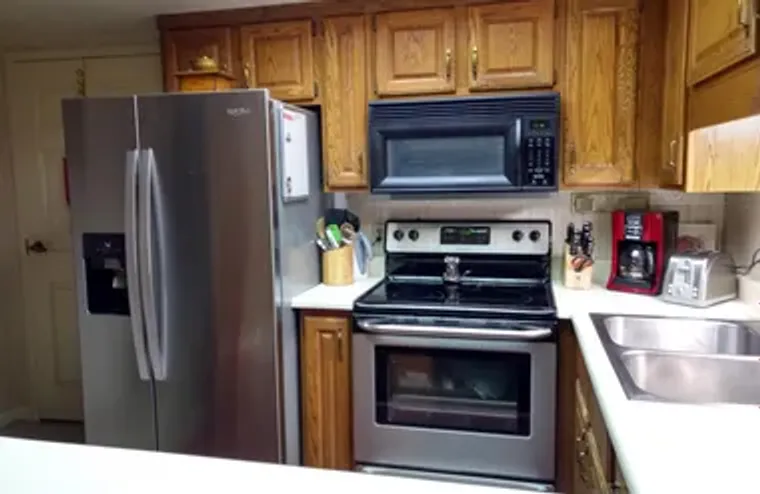 10330 W THUNDERBIRD BLVD A138, SUN CITY,..., Sun City, AZ 85351