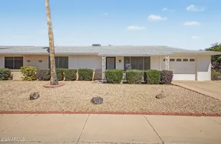 18048 N DESERT GLEN DR, SUN CITY WEST, A..., Sun City West, AZ 85375