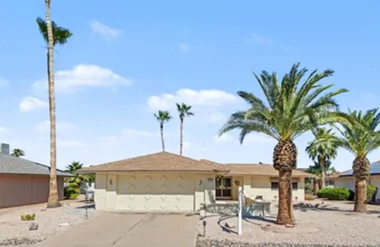 12510 W FLAGSTONE DR, SUN CITY WEST, AZ,..., Sun City West, AZ 85375