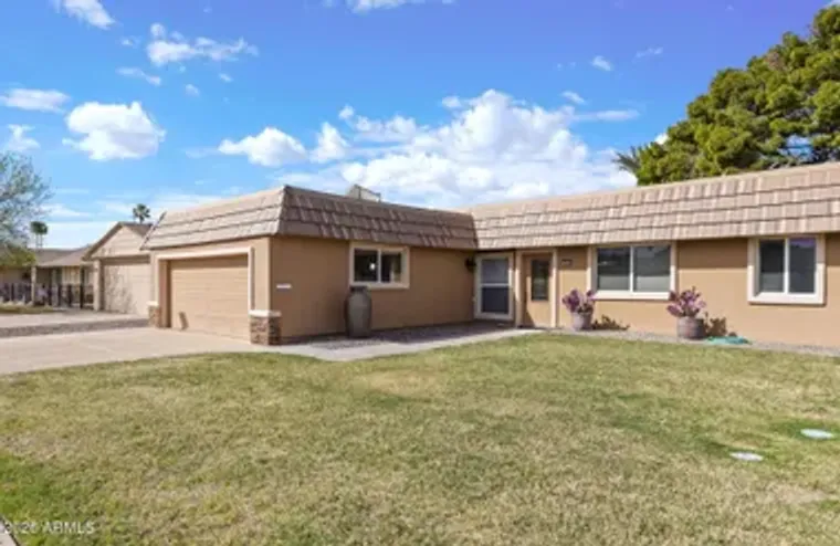 10442 W PRAIRIE HILLS CIR, SUN CITY, AZ,..., Sun City, AZ 85351