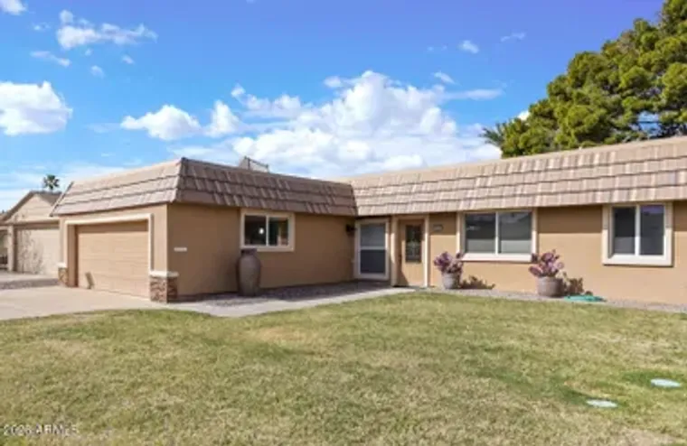 10442 W PRAIRIE HILLS CIR, SUN CITY, AZ,..., Sun City, AZ 85351
