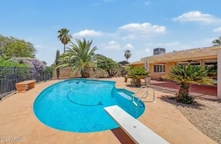 20008 N WILLOWCREEK CIR, SUN CITY, AZ, 8..., Sun City, AZ 85373