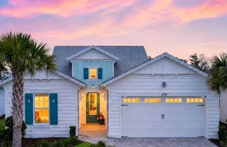 379 MARGARITAVILLE AVE, DAYTONA BEACH, F..., Daytona Beach, FL 32124