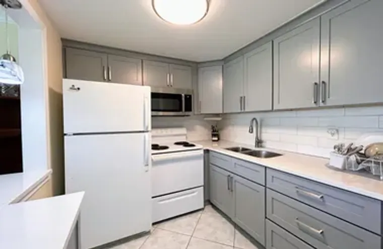 350 HORIZONS E UNIT E 106, BOYNTON BEACH..., Boynton Beach, FL 33435