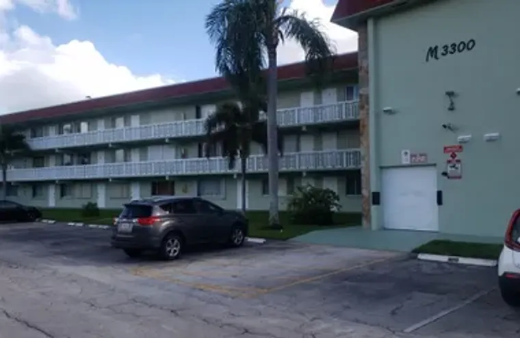 3300 SPRINGDALE BLVD APT 306, PALM SPRIN..., Palm Springs, FL 33461