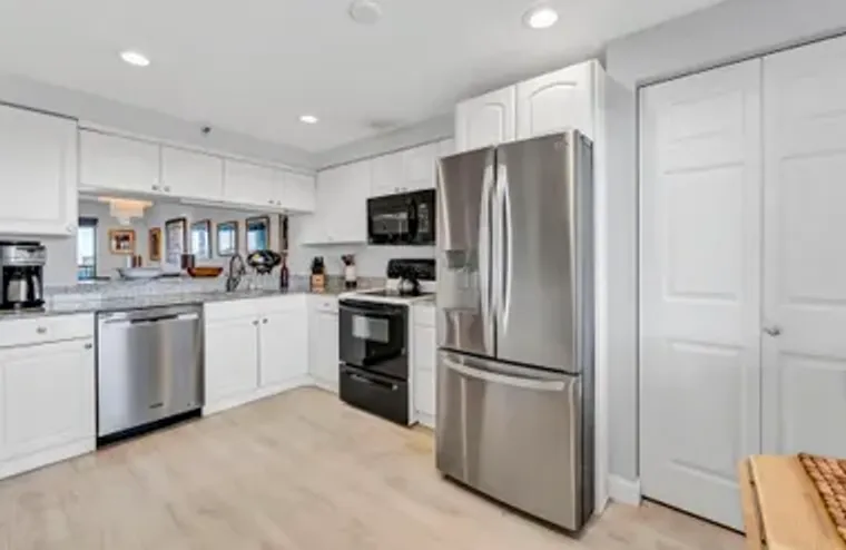 14475 STRATHMORE LN APT 703, DELRAY BEAC..., Delray Beach, FL 33446