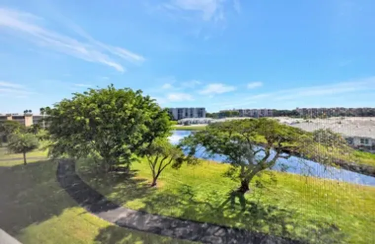 7076 HUNTINGTON LN 407, DELRAY BEACH, FL..., Delray Beach, FL 33446