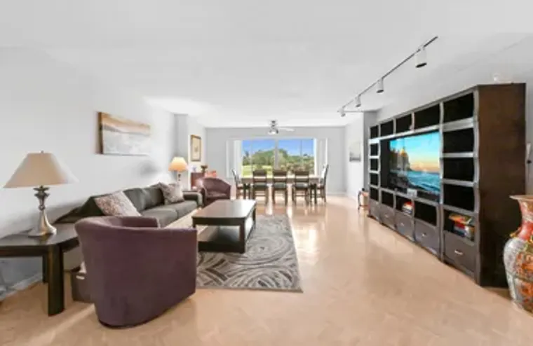 6768 10TH AVE 316, LAKE WORTH, FL, 33467, Lake Worth, FL 33467