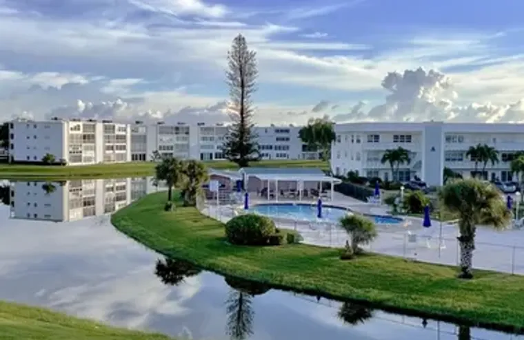 265 WELLINGTON J J, WEST PALM BEACH, FL,..., West Palm Beach, FL 33417