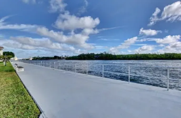 320 HORIZONS 210, BOYNTON BEACH, FL, 334..., Boynton Beach, FL 33435