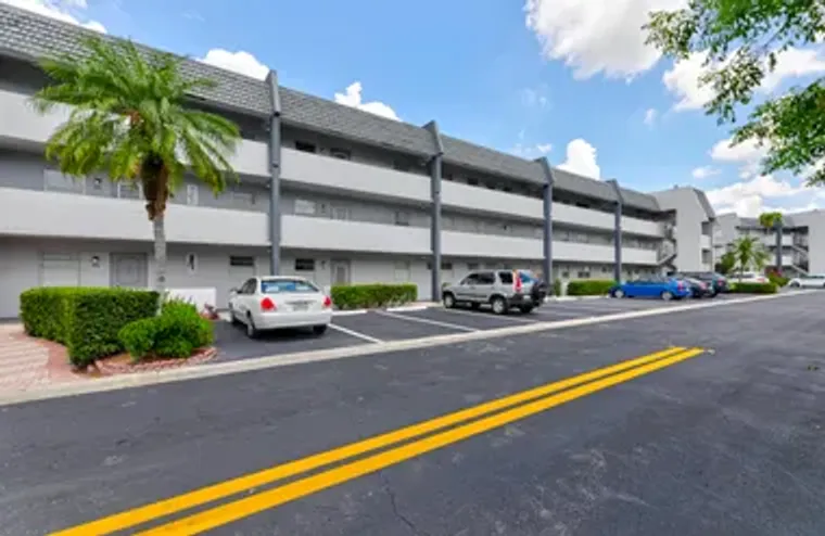 7847 GOLF CIRCLE DR APT 202, MARGATE, FL..., Margate, FL 33063