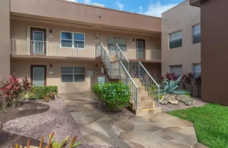 518 BURGUNDY K K, DELRAY BEACH, FL, 3348..., Delray Beach, FL 33484