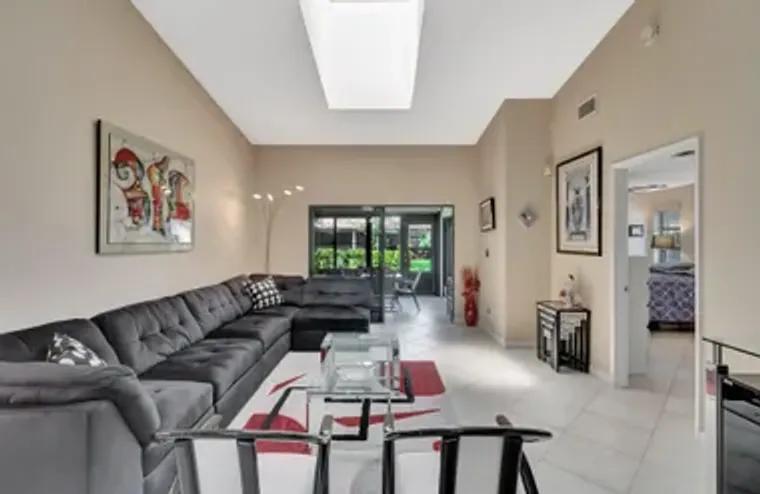 6375 KINGS GATE CIR, DELRAY BEACH, FL, 3..., Delray Beach, FL 33484