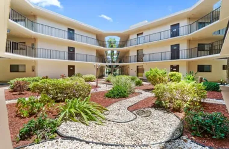 5100 LAS VERDES CIR 316, DELRAY BEACH, F..., Delray Beach, FL 33484