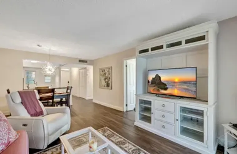 2901 NW 46TH AVE 101, LAUDERDALE LAKES, ..., Lauderdale Lakes, FL 33313